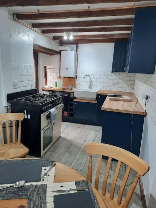 18Th-Century Three-Bedroom Mill Worker'S Cottage Cromford Luaran gambar